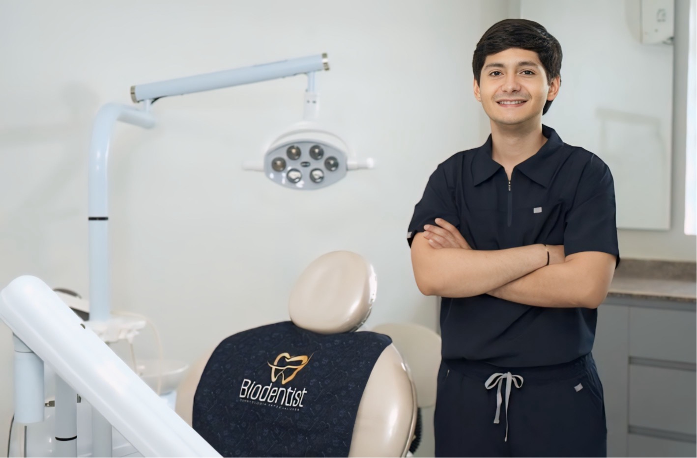 Dr. Andrés Vanegas